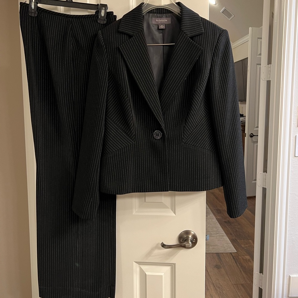 Women Suit